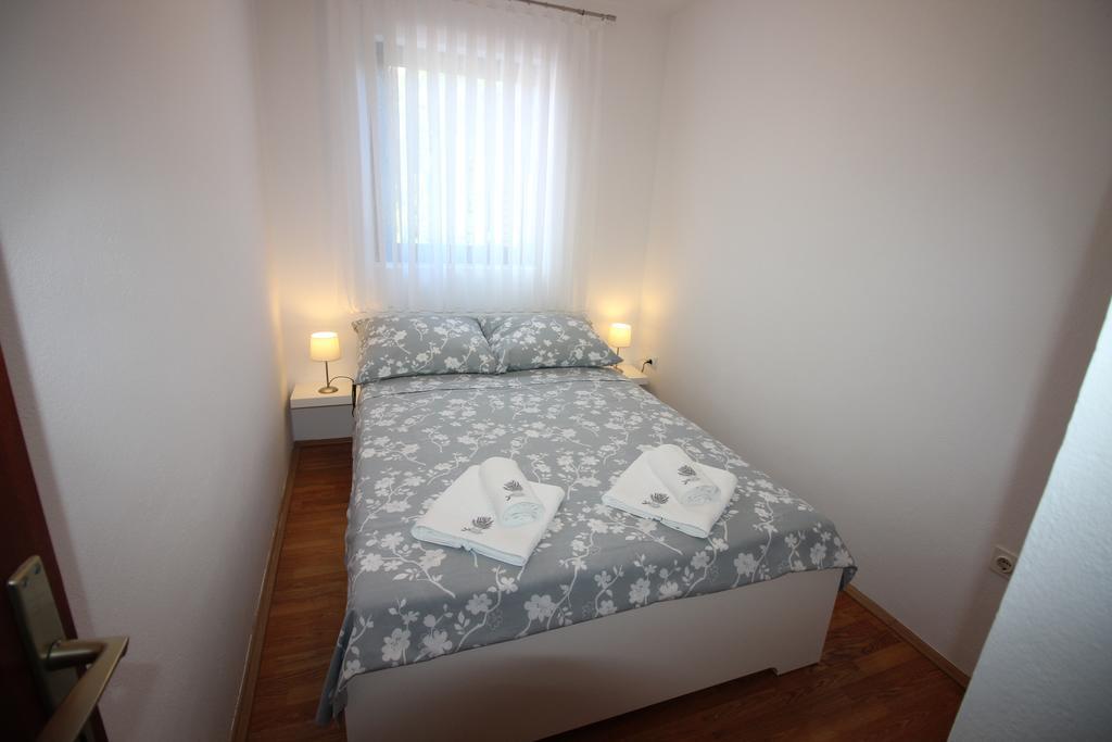 Apartments Nikola Новий Винодольський Екстер'єр фото