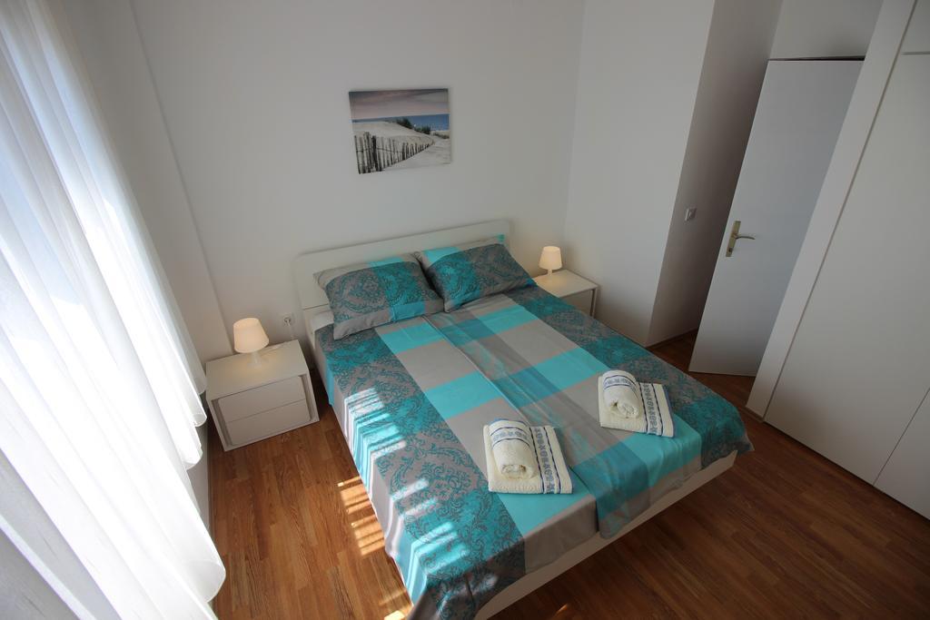 Apartments Nikola Новий Винодольський Екстер'єр фото
