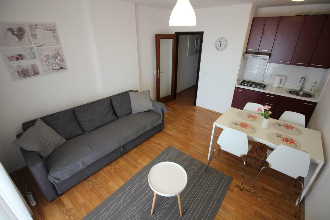 Apartments Nikola Новий Винодольський Екстер'єр фото
